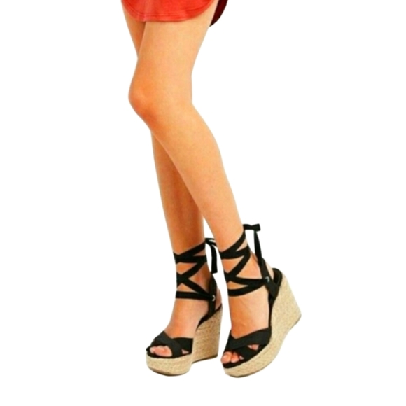 harvestoflove boutique Shoes - 🌟1 SZ 6 LEFT. BLACK LACE-UP ESPADRILLES